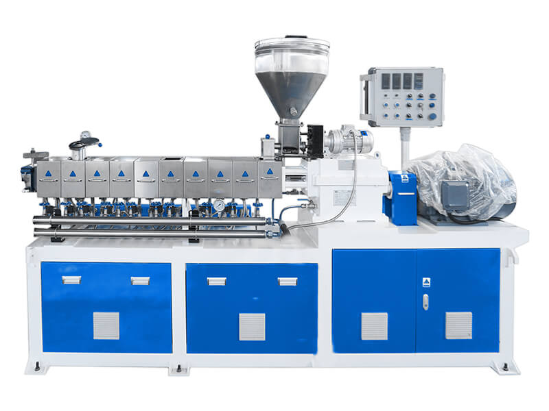 Single-layer, double-layer and multi-layer co-extruded (board) sheet production lines