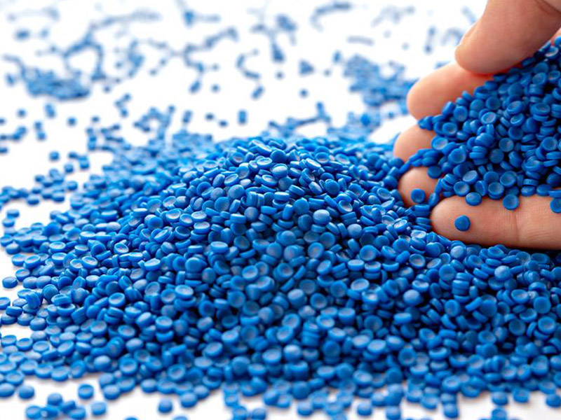 Plastic extrusion machine